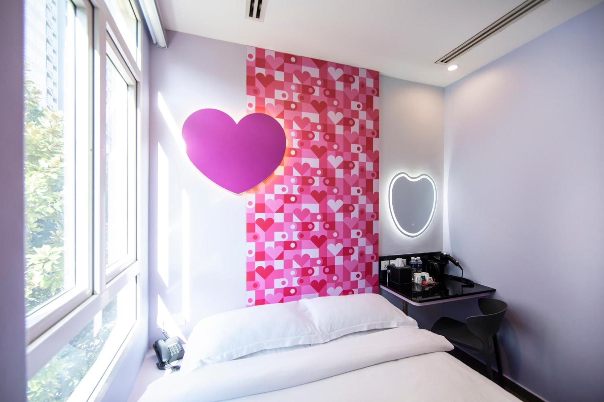 Fragrance Hotel - Lavender Сингапур Екстериор снимка